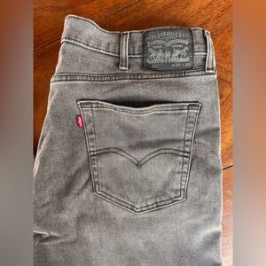 Levi’s Gray Wash Jeans — 541 Athletic Taper, Men’s 40x32, Like New